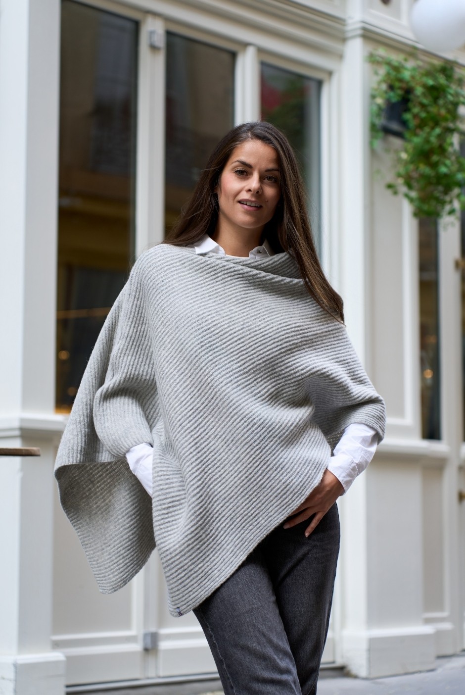 Poncho Patrice Laine femme gris - Maison Bonnefoy