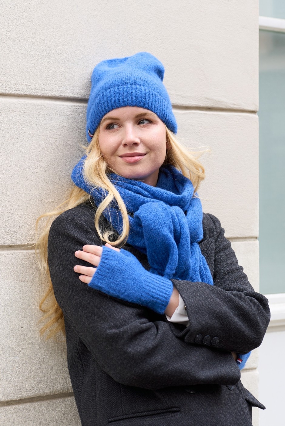 Bonnet Jade Tombant Alpaga femme bleu - Maison Bonnefoy